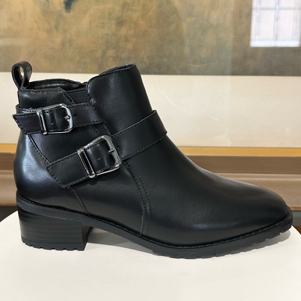 🌸BLONDO🌸 Shanna Waterproof Ankle Black Leather Boot Size: 6.5M - Picture 2 of 8